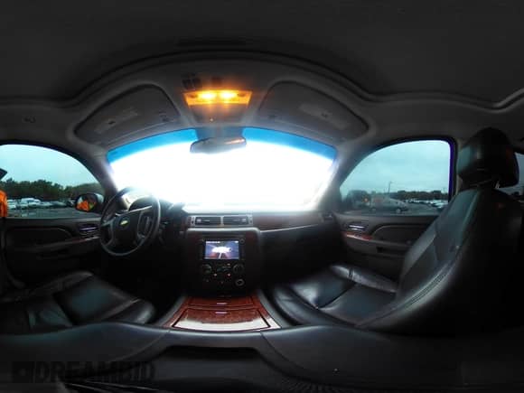 2012 Chevrolet Tahoe LTZ с VIN 1GNSKCE05CR266960, выставлен на аукционе IAAI как лот 43048870 с пробегом 197 511 миль миль и . История ставок и продаж доступна на DreamBid. Изображение 19.