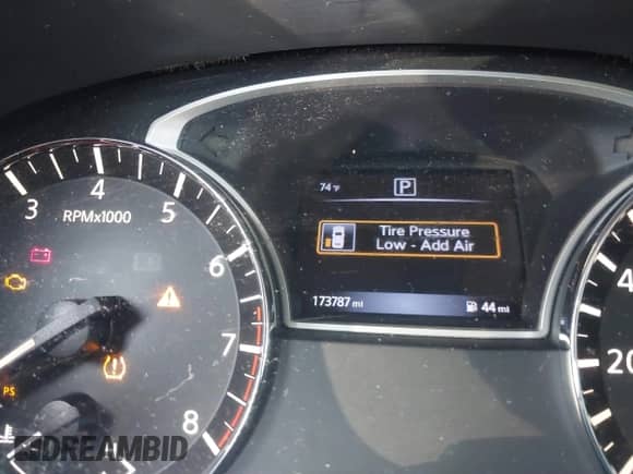 2016 Nissan Pathfinder S с VIN 5N1AR2MN7GC600949, выставлен на аукционе IAAI как лот 41261906 с пробегом 173 787 миль миль и . История ставок и продаж доступна на DreamBid. Изображение 15.