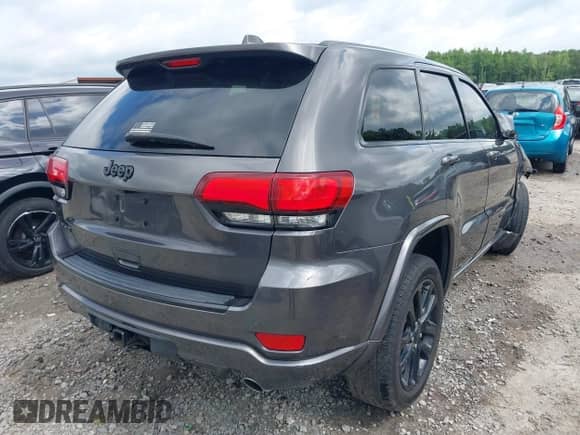 2017 Jeep Grand Cherokee Altitude with VIN 1C4RJFAG1HC866674, listed as a IAAI auction lot 42308653 with 98,123 mi miles and . Bid and sale history available at DreamBid. Image 4.