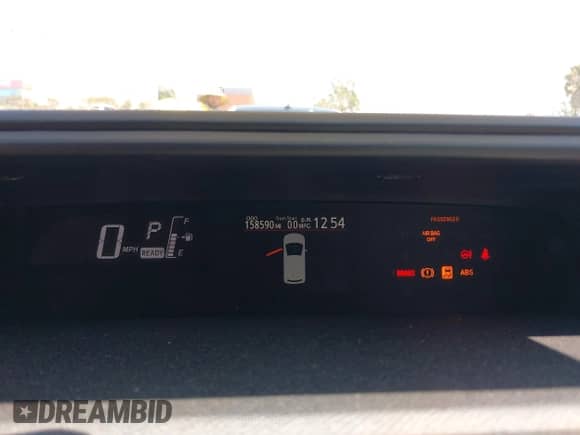 2015 Toyota Prius One z VIN JTDKDTB34F1093615, wystawiony jako IAAI lot #42850573 z przebiegiem 158 590 mil mil oraz . Historia ofert i sprzedaży dostępna na DreamBid. Obrazek 7.