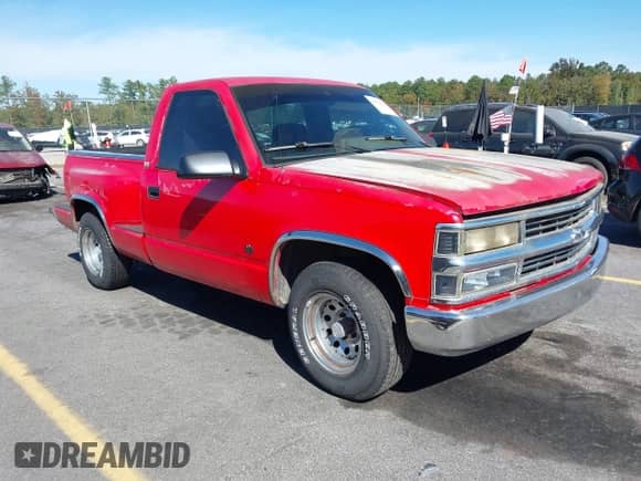 1994 Chevrolet Silverado 1500 z VIN 1GBDC14K2RZ171078, wystawiony jako IAAI lot #43529380 z przebiegiem 252 000 mil mil oraz . Historia ofert i sprzedaży dostępna na DreamBid. Obrazek 1.
