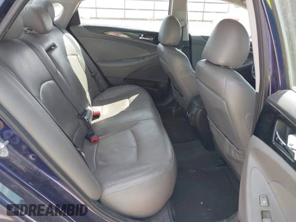 2013 Hyundai Sonata SE с VIN 5NPEC4AC5DH664249, выставлен на аукционе IAAI как лот 42293379 с пробегом 149 222 миль миль и . История ставок и продаж доступна на DreamBid. Изображение 8.