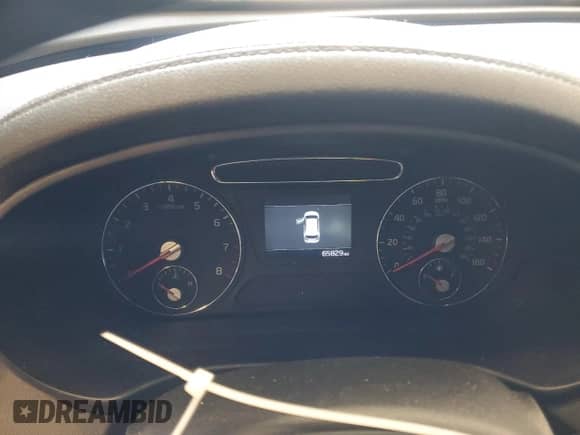 2020 Kia Sorento S z VIN 5XYPGDA54LG664151, wystawiony jako Copart lot #64053025 z przebiegiem 65 829 mil mil oraz Nie do naprawy • Non repairable. Historia ofert i sprzedaży dostępna na DreamBid. Obrazek 9.