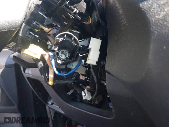 2017 Kia Sorento LX z VIN 5XYPG4A51HG329968, wystawiony jako IAAI lot #42719128 z przebiegiem Nie podano mil oraz . Historia ofert i sprzedaży dostępna na DreamBid. Obrazek 17.