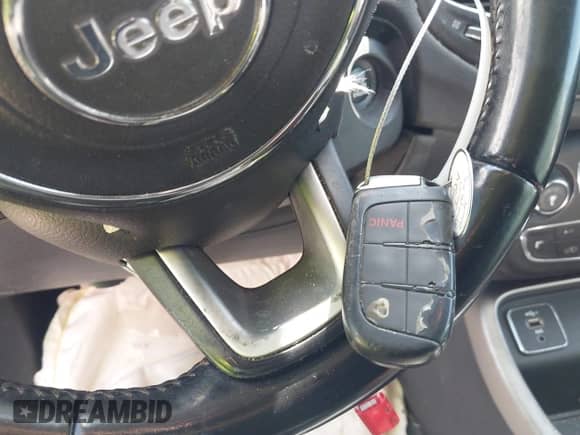 2020 Jeep Compass Altitude с VIN 3C4NJCBB9LT205990, выставлен на аукционе IAAI как лот 43133921 с пробегом 148 267 миль миль и . История ставок и продаж доступна на DreamBid. Изображение 11.