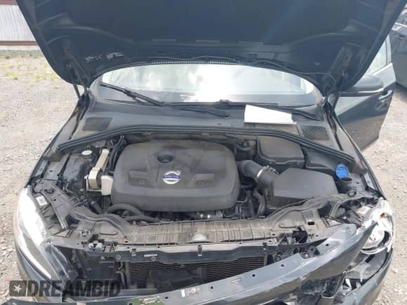2015 Volvo S60 T5 Drive-E Premier with VIN YV140MFK4F2337702, listed as a IAAI auction lot 42771004 with 129,348 mi miles and . Bid and sale history available at DreamBid. Image 10.