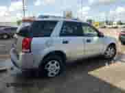 2006 Saturn VUE z VIN 5GZCZ33D96S822987, wystawiony jako Copart lot #70069134 z przebiegiem 86 097 mil mil oraz Szkoda całkowita • Salvage title. Historia ofert i sprzedaży dostępna na DreamBid. Obrazek 3.