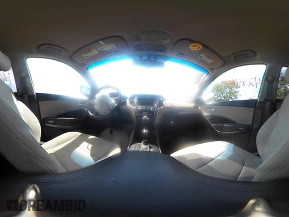 2017 Hyundai Santa Fe 2.4L с VIN 5NMZUDLB1HH030040, выставлен на аукционе IAAI как лот 42941513 с пробегом 121 988 миль миль и . История ставок и продаж доступна на DreamBid. Изображение 18.