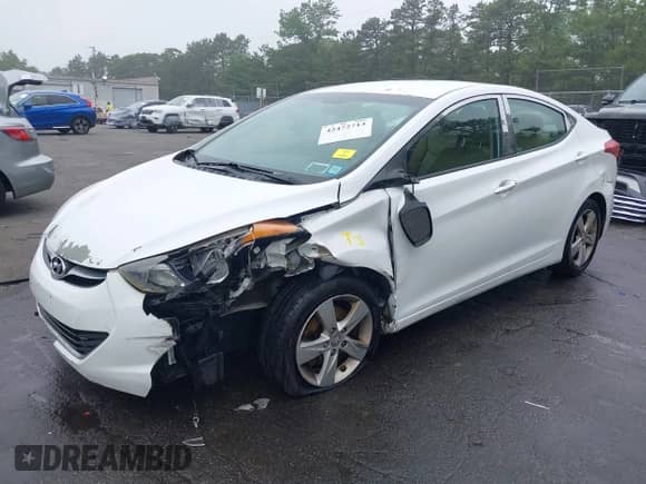 2013 Hyundai Elantra GLS с VIN 5NPDH4AE1DH271430, выставлен на аукционе IAAI как лот 42472713 с пробегом 192 994 миль миль и . История ставок и продаж доступна на DreamBid. Изображение 6.