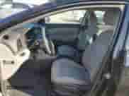 2017 Hyundai Elantra SE с VIN 5NPD84LF2HH116171, выставлен на аукционе Copart как лот 68124615 с пробегом 52 739 миль миль и Списание • Salvage title. История ставок и продаж доступна на DreamBid. Изображение 7.