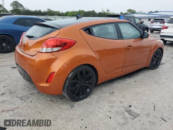 2012 Hyundai Veloster w/Gray Int z VIN KMHTC6AD9CU029014, wystawiony jako Copart lot #86150035 z przebiegiem 112 162 mil mil oraz Szkoda całkowita • Salvage title. Historia ofert i sprzedaży dostępna na DreamBid. Obrazek 3.