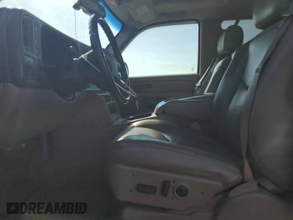 2006 Chevrolet Suburban Z71 с VIN 3GNFK16ZX6G118360, выставлен на аукционе Copart как лот 54890015 с пробегом 170 171 миль миль и Чистый • Clean title. История ставок и продаж доступна на DreamBid. Изображение 7.