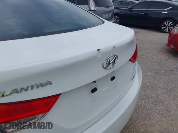 2011 Hyundai Elantra GLS с VIN 5NPDH4AE0BH075718, выставлен на аукционе IAAI как лот 42768788 с пробегом 97 291 миль миль и . История ставок и продаж доступна на DreamBid. Изображение 12.