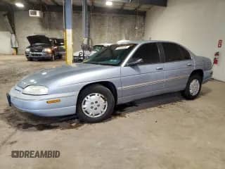 1997 Chevrolet Lumina с VIN 2G1WL52M2V9229073, выставлен на аукционе Copart как лот 55795205 с пробегом 186 413 миль миль и Списание • Salvage title. История ставок и продаж доступна на DreamBid. Изображение 1.