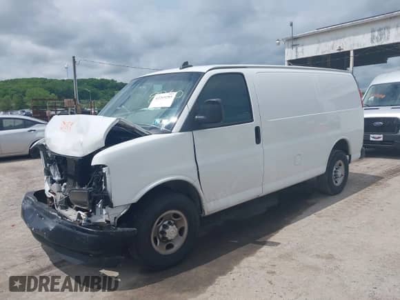 2018 Chevrolet Express Cargo с VIN 1GCWGAFG3J1238260, выставлен на аукционе IAAI как лот 42269285 с пробегом 123 339 миль миль и . История ставок и продаж доступна на DreamBid. Изображение 17.
