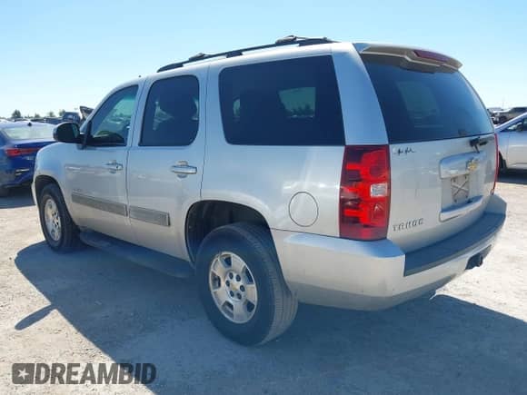 2011 Chevrolet Tahoe LS с VIN 1GNSCAE09BR162889, выставлен на аукционе IAAI как лот 42766203 с пробегом 213 510 миль миль и . История ставок и продаж доступна на DreamBid. Изображение 3.