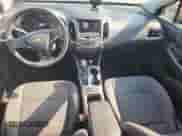 2019 Chevrolet Cruze LT с VIN 1G1BE5SMXK7145556, выставлен на аукционе Copart как лот 81440425 с пробегом 110 410 миль миль и Списание • Salvage title. История ставок и продаж доступна на DreamBid. Изображение 8.