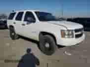 2009 Chevrolet Tahoe Commercial z VIN 1GNFK13049R255580, wystawiony jako Copart lot #88097375 z przebiegiem 199 862 mil mil oraz Szkoda całkowita • Salvage title. Historia ofert i sprzedaży dostępna na DreamBid. Obrazek 4.
