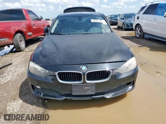 2014 BMW 3 Series 320i with VIN WBA3B1C59EK134700, listed as a Copart auction lot 60987785 with 149,684 mi miles and Salvage title. Bid and sale history available at DreamBid. Image 5.