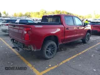 2021 Chevrolet Silverado 1500 LT Trail Boss z VIN 3GCPYFED9MG211219, wystawiony jako IAAI lot #43396147 z przebiegiem 131 947 mil mil oraz . Historia ofert i sprzedaży dostępna na DreamBid. Obrazek 4.