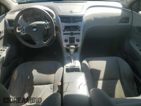 2010 Chevrolet Malibu 1LT с VIN 1G1ZC5EB7AF120584, выставлен на аукционе Copart как лот 82379905 с пробегом 230 623 миль миль и Списание • Salvage title. История ставок и продаж доступна на DreamBid. Изображение 8.