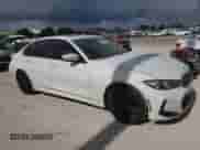 2023 BMW 3 Series 330i z VIN 3MW69FF0XP8D14701, wystawiony jako Copart lot #69259465 z przebiegiem 36 560 mil mil oraz Szkoda całkowita • Salvage title. Historia ofert i sprzedaży dostępna na DreamBid. Obrazek 4.