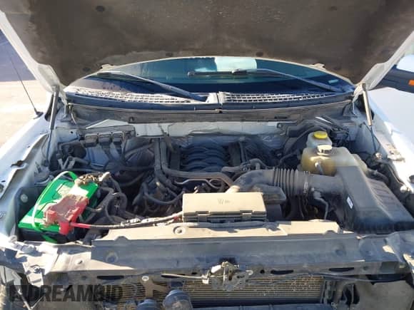 2014 Ford F-150 XLT with VIN 1FTFW1EF8EKE96026, listed as a IAAI auction lot 43410651 with 208,712 mi miles and . Bid and sale history available at DreamBid. Image 10.