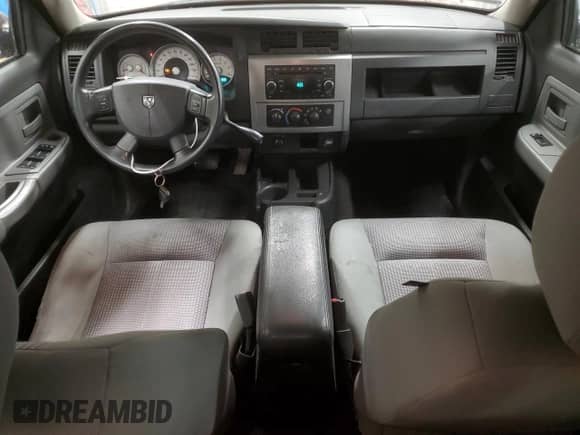 2008 Dodge Dakota SLT с VIN 1D7HW48N58S536165, выставлен на аукционе Copart как лот 78417274 с пробегом 182 048 миль миль и Чистый • Clean title. История ставок и продаж доступна на DreamBid. Изображение 8.