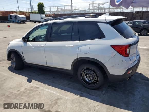 2020 Honda Passport Touring с VIN 5FNYF7H94LB005141, выставлен на аукционе Copart как лот 52722195 с пробегом 42 233 миль миль и Списание • Salvage title. История ставок и продаж доступна на DreamBid. Изображение 2.