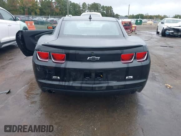 2011 Chevrolet Camaro 2LT with VIN 2G1FC1ED1B9148453, listed as a IAAI auction lot 43434027 with 188,084 mi miles and . Bid and sale history available at DreamBid. Image 16.