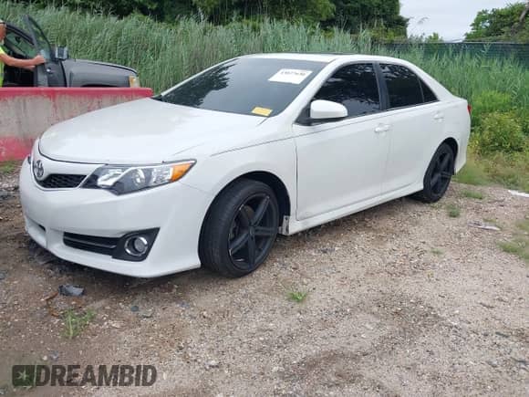 2012 Toyota Camry L с VIN 4T1BF1FK0CU632916, выставлен на аукционе IAAI как лот 43027630 с пробегом 214 830 миль миль и . История ставок и продаж доступна на DreamBid. Изображение 2.