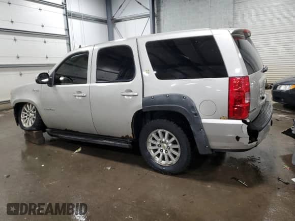 2009 Chevrolet Tahoe с VIN 1GNFK135X9R287655, выставлен на аукционе Copart как лот 72024565 с пробегом 204 859 миль миль и На запчасти • Non repairable. История ставок и продаж доступна на DreamBid. Изображение 2.