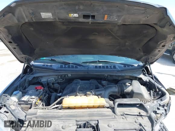 2017 Ford F-150 XL z VIN 1FTEW1CP7HFB49260, wystawiony jako IAAI lot #42951829 z przebiegiem 128 291 mil mil oraz . Historia ofert i sprzedaży dostępna na DreamBid. Obrazek 10.