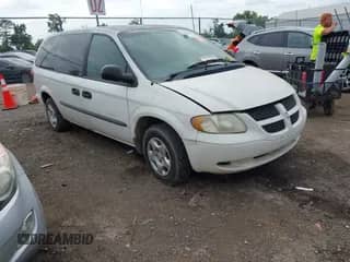 2003 Dodge Caravan SE with VIN 1D4GP24333B236812, listed as a IAAI auction lot 43064515 with 189,467 mi miles and . Bid and sale history available at DreamBid. Image 1.
