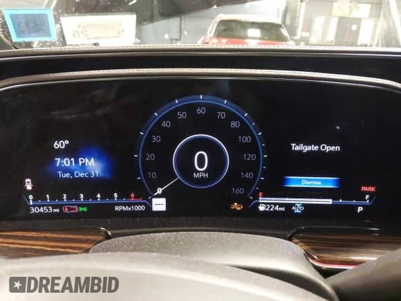 2022 Cadillac Escalade ESV Premium Luxury with VIN 1GYS4KKL2NR134764, listed as a IAAI auction lot 41532115 with 30,453 mi miles and . Bid and sale history available at DreamBid. Image 7.