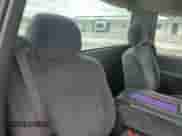 2001 Chevrolet Silverado 1500 LS z VIN 1GCEC14V51Z247231, wystawiony jako Copart lot #82461945 z przebiegiem 340 099 mil mil oraz Szkoda całkowita • Salvage title. Historia ofert i sprzedaży dostępna na DreamBid. Obrazek 10.