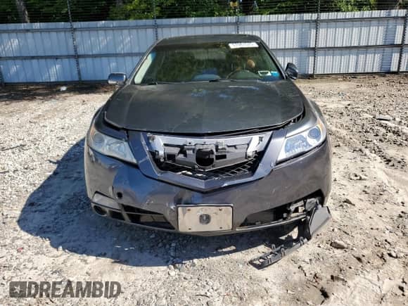 2009 Acura TL Technology с VIN 19UUA96569A001703, выставлен на аукционе Copart как лот 57981575 с пробегом 137 531 миль миль и На запчасти • Non repairable. История ставок и продаж доступна на DreamBid. Изображение 5.