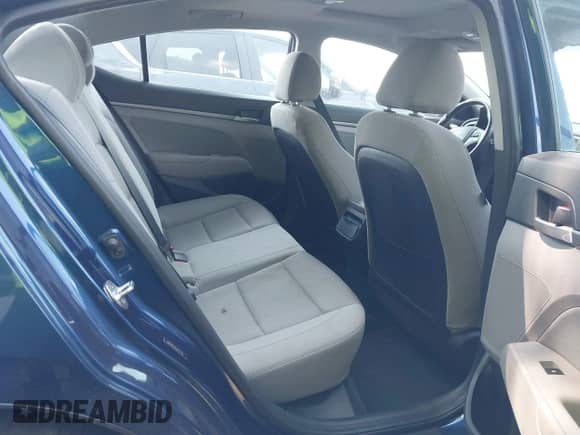 2018 Hyundai Elantra SEL z VIN 5NPD84LF0JH271128, wystawiony jako IAAI lot #43113902 z przebiegiem 125 580 mil mil oraz . Historia ofert i sprzedaży dostępna na DreamBid. Obrazek 8.