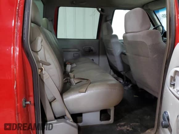 1999 Chevrolet Silverado 3500 z VIN 1GCHK33R3XF002759, wystawiony jako Copart lot #87410485 z przebiegiem 164 655 mil mil oraz Szkoda całkowita • Salvage title. Historia ofert i sprzedaży dostępna na DreamBid. Obrazek 10.