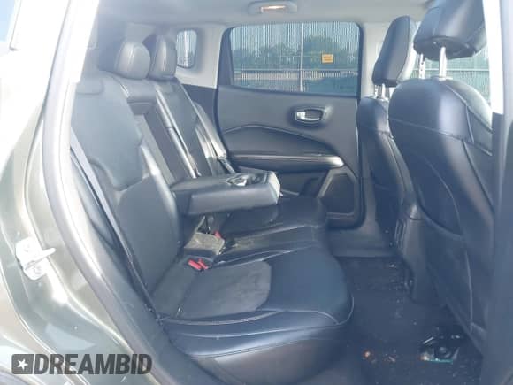 2017 Jeep Compass Latitude с VIN 3C4NJDBB0HT672132, выставлен на аукционе IAAI как лот 43142115 с пробегом 102 808 миль миль и . История ставок и продаж доступна на DreamBid. Изображение 8.