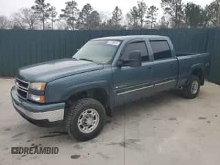 2006 Chevrolet Silverado 1500HD LT1 с VIN 1GCGK13U76F183898, выставлен на аукционе Copart как лот 46051225 с пробегом 193 618 миль миль и Чистый • Clean title. История ставок и продаж доступна на DreamBid. Изображение 1.