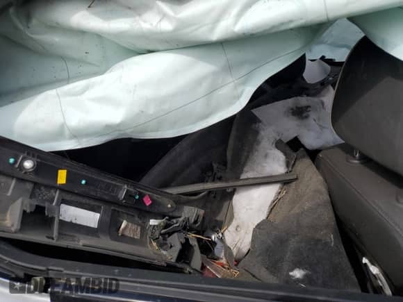 2023 Chevrolet Traverse Premier с VIN 1GNEVKKW4PJ282661, выставлен на аукционе Copart как лот 69439955 с пробегом Не указан миль и На запчасти • Non repairable. История ставок и продаж доступна на DreamBid. Изображение 11.