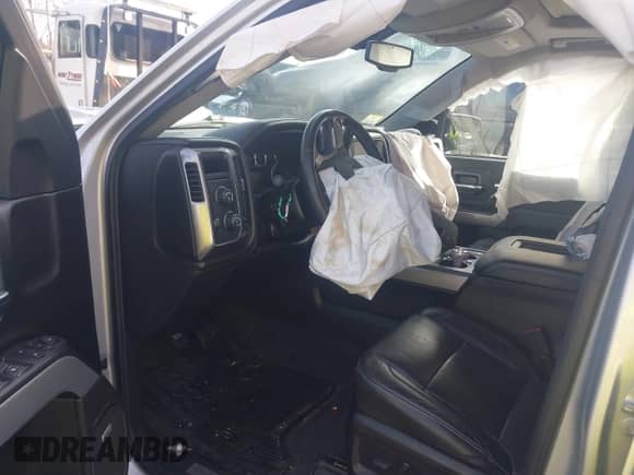 2018 Chevrolet Silverado 1500 LTZ z VIN 3GCUKSECXJG536316, wystawiony jako IAAI lot #41432469 z przebiegiem 127 276 mil mil oraz . Historia ofert i sprzedaży dostępna na DreamBid. Obrazek 5.