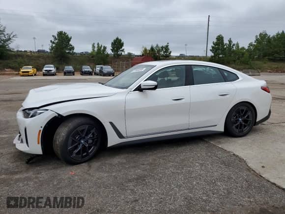 2025 BMW i4 eDrive40 с VIN WBY23HD07SFU15405, выставлен на аукционе Copart как лот 67964095 с пробегом 2 775 миль миль и Чистый • Clean title. История ставок и продаж доступна на DreamBid. Изображение 1.