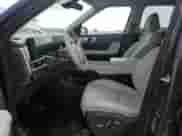 2024 Hyundai Santa Fe SEL z VIN 5NMP24GL6RH011825, wystawiony jako Copart lot #80922075 z przebiegiem 19 553 mil mil oraz Szkoda całkowita • Salvage title. Historia ofert i sprzedaży dostępna na DreamBid. Obrazek 7.