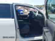 2017 Toyota Tacoma SR5 с VIN 5TFCZ5ANXHX082879, выставлен на аукционе IAAI как лот 42868022 с пробегом 114 120 миль миль и . История ставок и продаж доступна на DreamBid. Изображение 5.