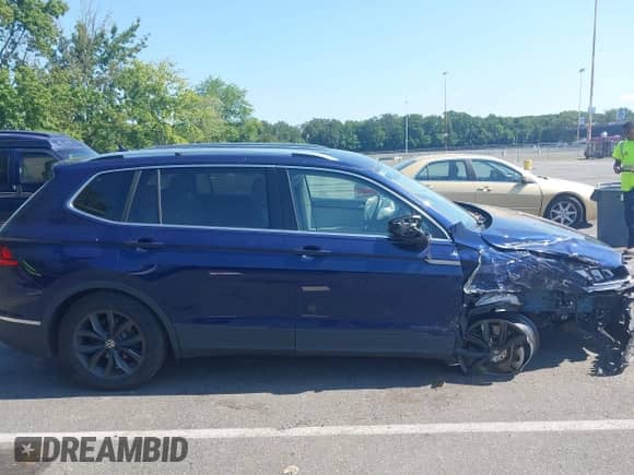 2024 Volkswagen Tiguan SE с VIN 3VV2B7AX1RM108274, выставлен на аукционе IAAI как лот 42940542 с пробегом 30 136 миль миль и . История ставок и продаж доступна на DreamBid. Изображение 13.