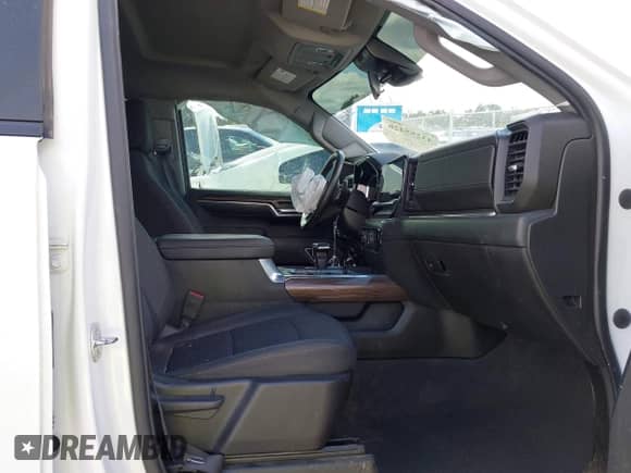 2023 Chevrolet Silverado 1500 LT with VIN 1GCUDDE81PZ313818, listed as a IAAI auction lot 43255426 with 60,187 mi miles and . Bid and sale history available at DreamBid. Image 5.