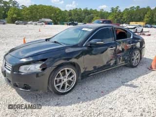 2014 Nissan Maxima S z VIN 1N4AA5AP9EC463907, wystawiony jako Copart lot #84779935 z przebiegiem 57 706 mil mil oraz Szkoda całkowita • Salvage title. Historia ofert i sprzedaży dostępna na DreamBid. Obrazek 1.