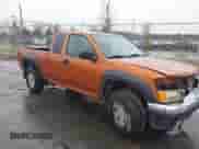 2006 Chevrolet Colorado 1LT z VIN 1GCDT196768233521, wystawiony jako IAAI lot #40860588 z przebiegiem 107 803 mil mil oraz . Historia ofert i sprzedaży dostępna na DreamBid. Obrazek 1.